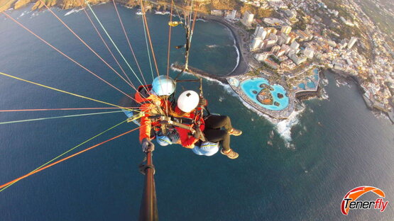 Aerial adventure with Tenerfly: Paragliding over the coast of Puerto de la Cruz, Tenerife