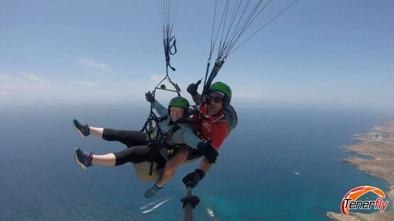 Flight over the sea: Paragliding at Playa de la Enramada